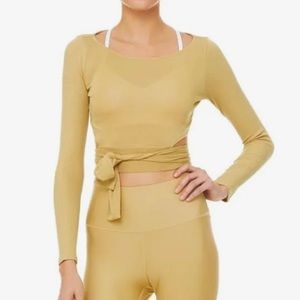Size Small ALO Barre Long Sleeve Top